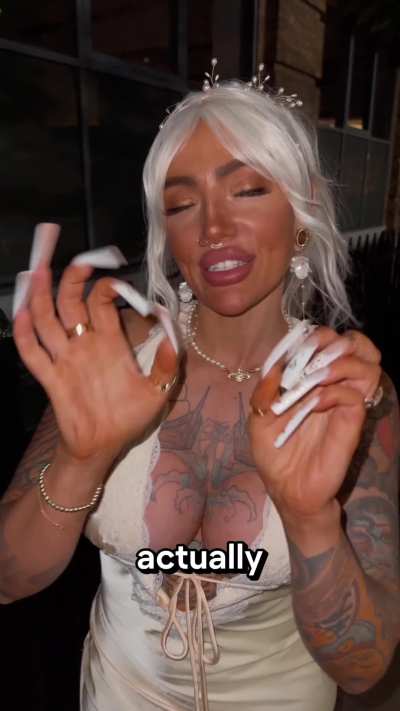 I love my extra long nails