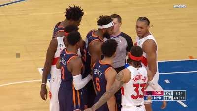 [Highlight] Scottie Barnes tells Quentin Grimes “You is not him!”