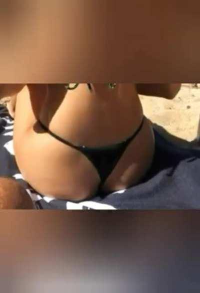 I gathered a lot of parts of her videos on YouTube (I didn’t put on try on) and it was delicious, please upvote because it was a lot of work