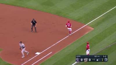 [Highlight] Joey Meneses sacrifice groundout drives in a runner on 3rd and gives the Nationals a 1-0 lead