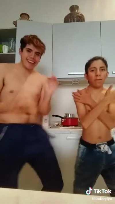 peruanos bailando peruanos bailando