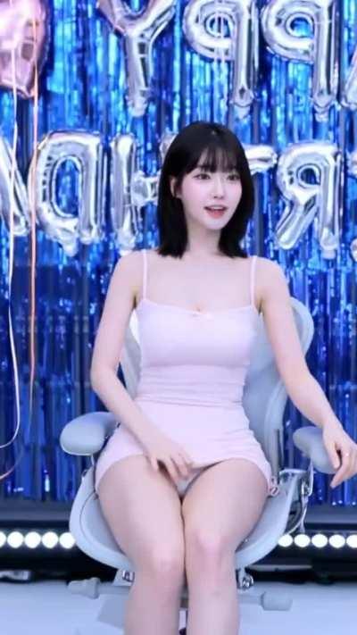 Short hair Seyeon 💖