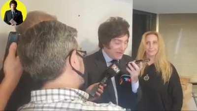 Javier Milei sorteo su sueldo de diputados por tercera vez y lo gano una chica de 26 años que utilizara esa plata para construir su casa