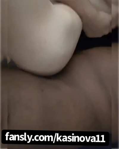 Sensual kissing with the hubby while fucking bbc bull