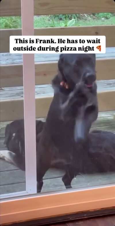 Someone has to stay outside when the pizza arrives.