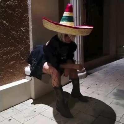 Mexican 2B, what will she do?