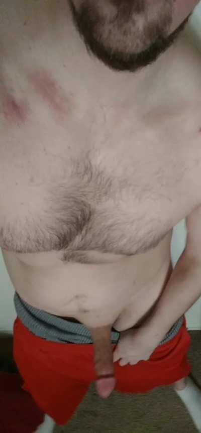 Getting ready for a late night workout (M)