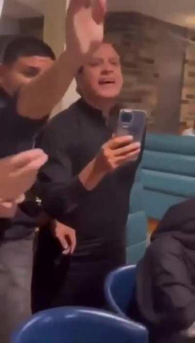 Abid Sher Ali totally respecting public space and dining etiquette