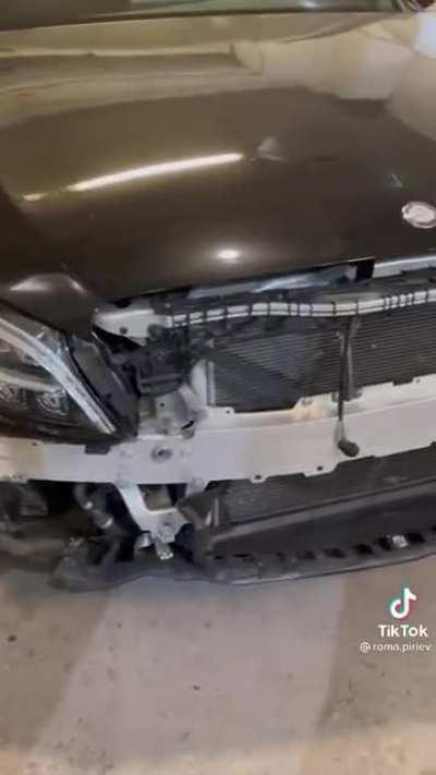 Idiot on TikTok thinks he’s playing Forza