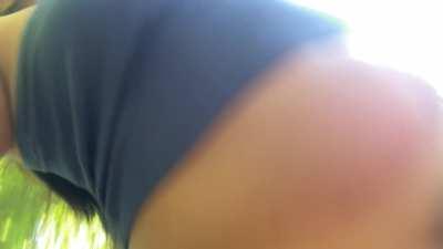 i’m a fun hiking buddy, promise ☀️🌿😚 