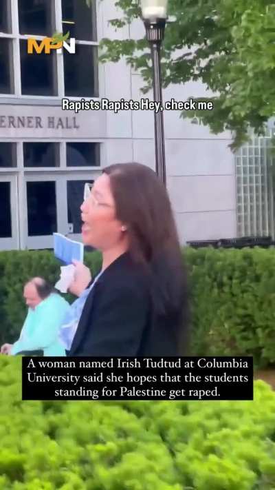 A woman, identified as Irish Tudtud, is seen verbally abusing pro-Palestinian students at Colombia University, saying that she hopes “they get raped”.