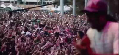 The Rolling Loud Livestream and Replay Both Mute The Crowd for Most Performances and There’s Very Little Footage Where The Crowd Can Be Heard Actually Erupting When “Look At Me!” Came On In 2017, Enjoy :)