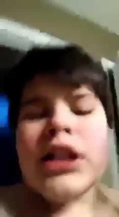 Someone get they kid 😭💀