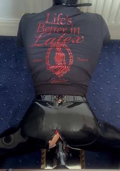 Do you agree with the shirts message? 😉😉