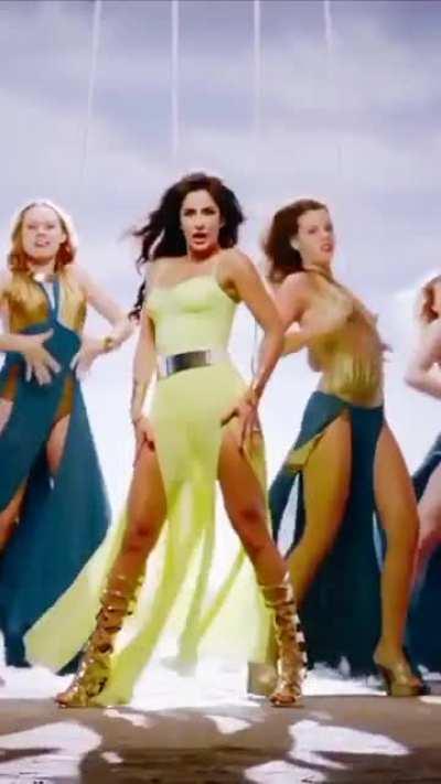 Katrina Kaif is so very hot that it's unfair