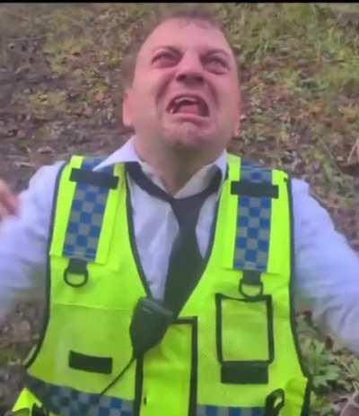 Me when I found out DoRoad chopped JoceWavy 😭😭