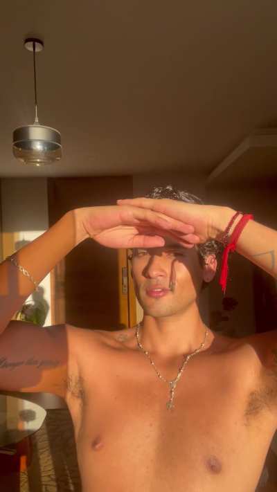 I need you to worship from nip to toe