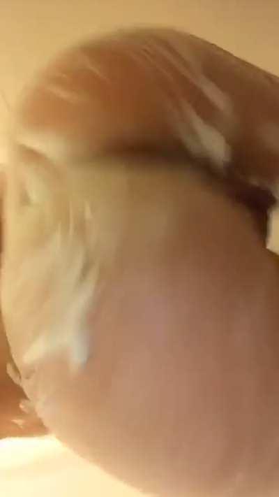 Slowly shaking my ass in the bathroom