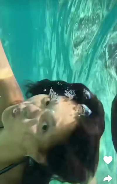 Lily chee swimming 
