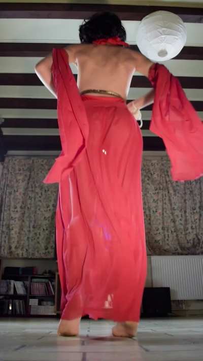 The view this sexy dance outfit gives on my back is absolutely perfect