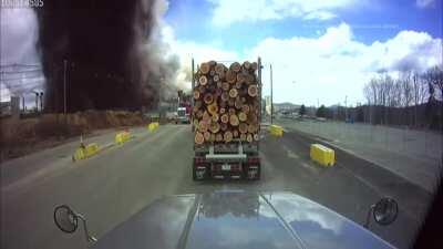 A ruptured pressure vessel in the pulp digester of a papermaker causes paper mill to explode in Maine, USA. Debris rains down shortly after. The incident occurred on April 15th, 2020. No injuries or deaths were reported.