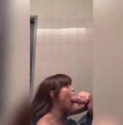 Riley Reid head video (extended)