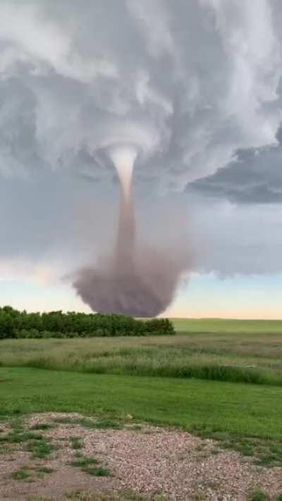 🔥Crazy tornado in South Dakota