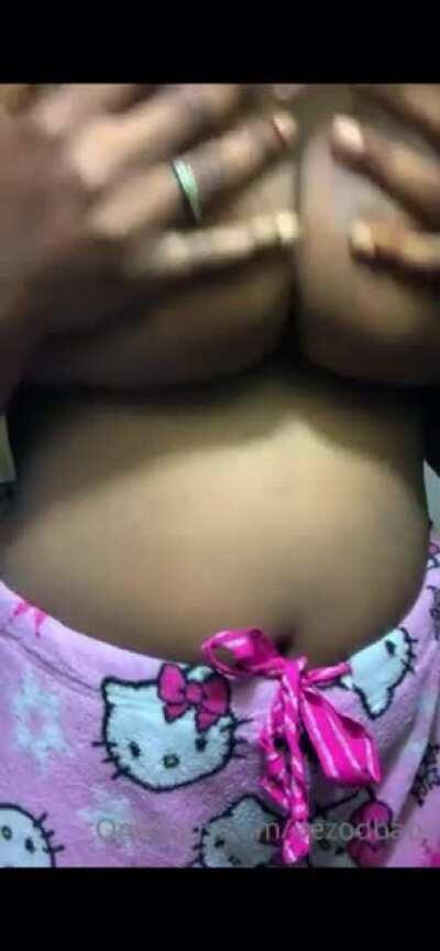 Sydney Ann- Titties are gorgeous, but that spittin shit is nasty as fuck. Straight turn off