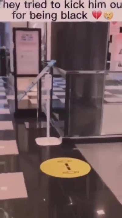 this tells a lot about our thugphobic society 😔