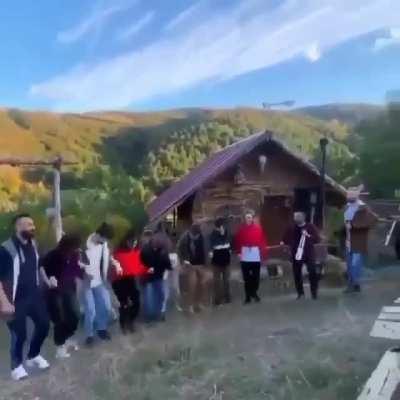 This golden saw humans having fun and decided to join