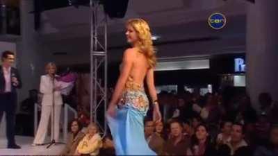HMC while I walk the runway - Miss Universe