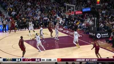 [Highlight] Evan Mobley hits him with a Euro Step and floats it home over Jokic