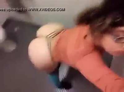 Thick Latina booty shake