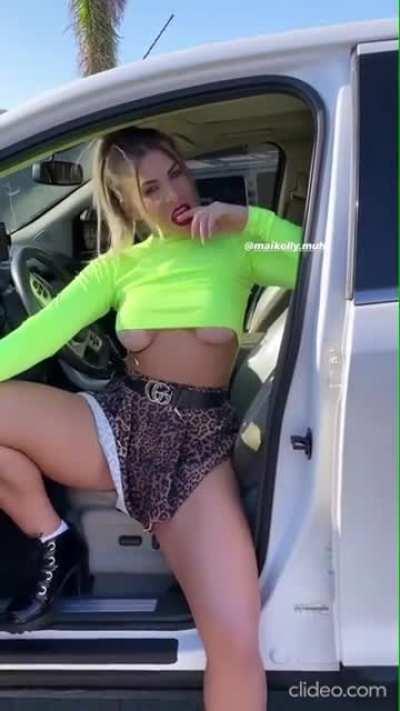 Compilação De Vídeos Da Gata Maikelly Muhl