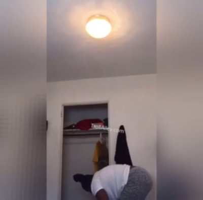 to abuse his girlfriend