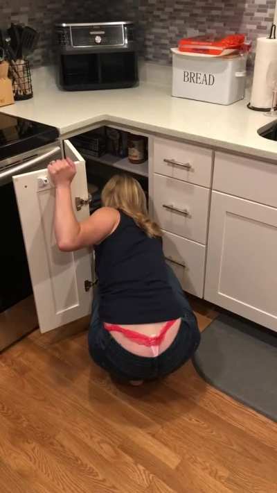 Hows my WhaleTail for a 35y/o Mom