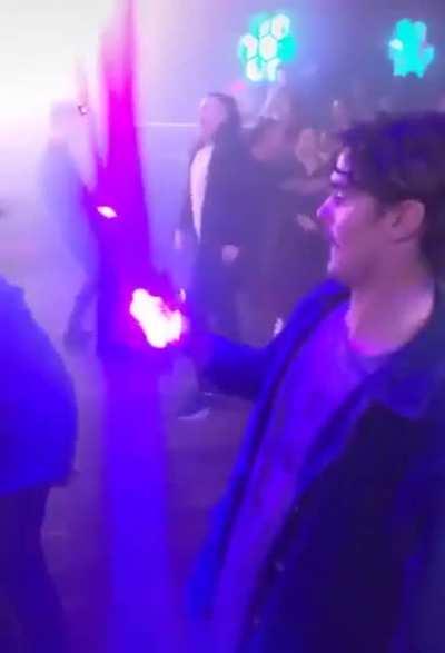 Ķëvįñ, wielder of the holy light