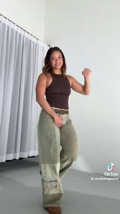 Been gooning to this tik tok for hours 