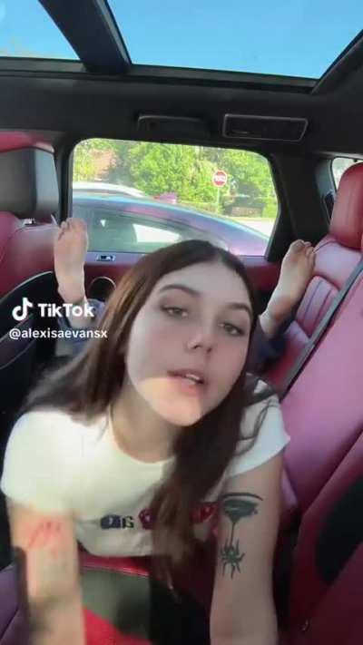 @alexisaevansx - cute feet