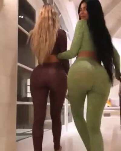 Kylie & Stassie
