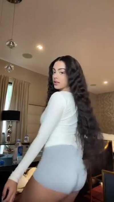 malu trevejo dancing