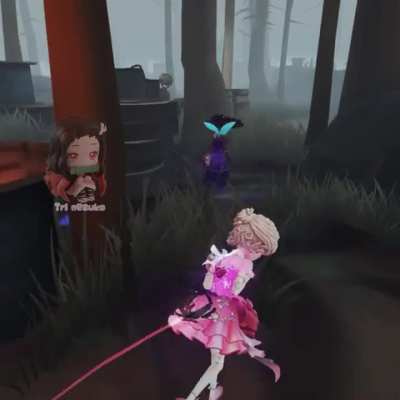 My Female Dancer kite! Against a Joesph :3 (I apologized to the hunter after making them have a pallet mukbang)