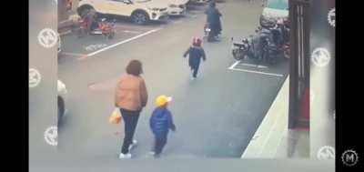 Poor kid had to run home 🥺