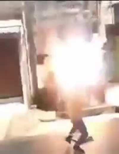 If i you play with electricity !!!