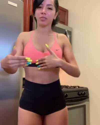 Man she is 🦇 💩 🤡