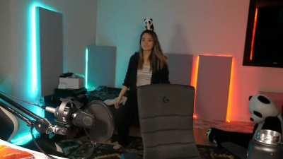 Jeannie bottle on head challenge (joro)