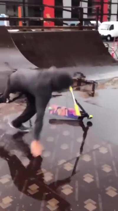 Doin ur skate tricks on wet tiles