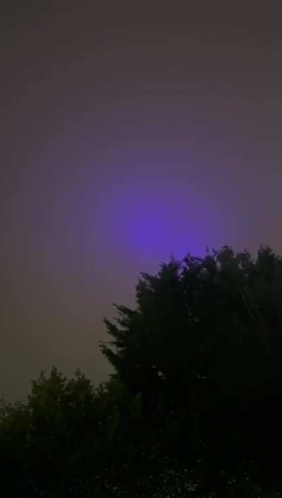 Strange Moving Blue Lights in Birmingham, UK Sky - OCT 9 - 19:17 PM