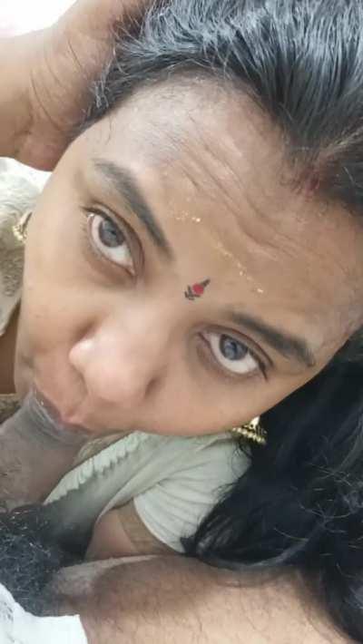 Hot wife sucking good