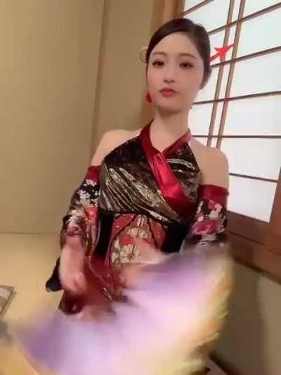 Kozue- CyberJapan Dancers